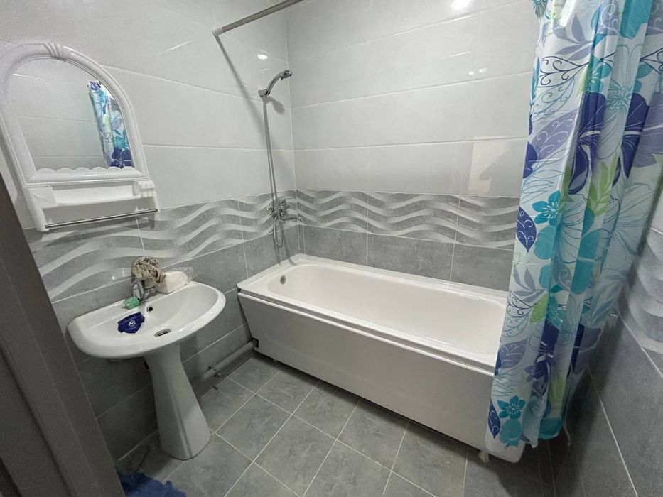 Srochna 2 xonali uy sotiladi