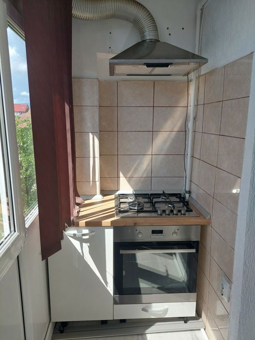 Apartament 2 camere decomandat 53mp în Strand etaj 4+pivniță mare, str Hațegului