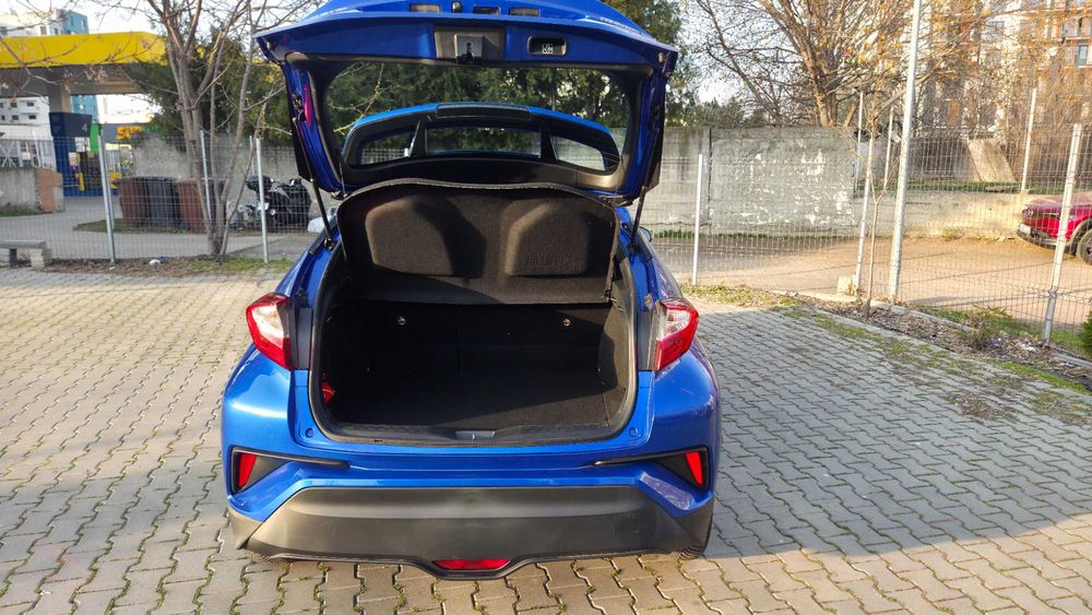 TOYOTA C-HR 2019 1.8 Hybrid