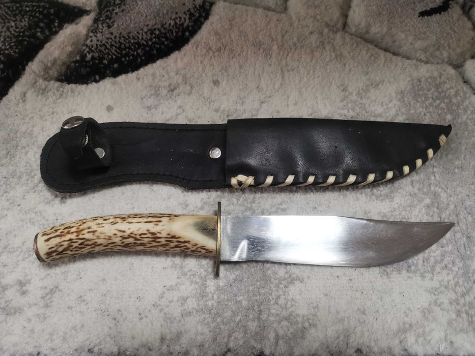 Ръчно изработен кован нож