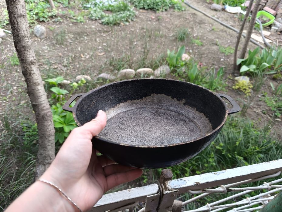 Продаëтся сковородка