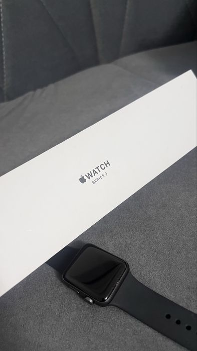продается бу Apple Watch 3
