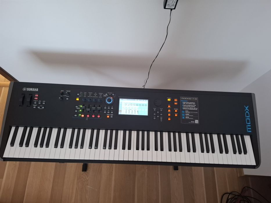 Yamaha MOD X 8 cu 88 clape
