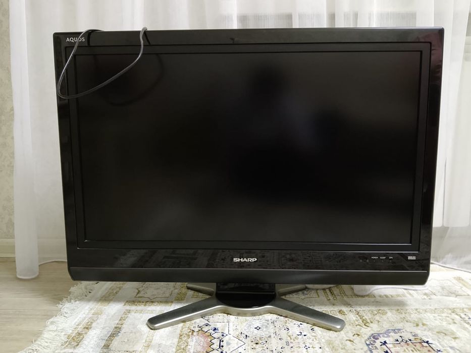 Телевизор Sharp AQUOS рабочий