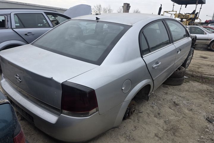 Usa / Portiera spate dreapta Opel Vectra 2004 1.9 CDTI MT (150 hp)