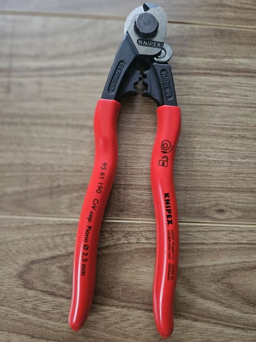 Cleste taiat cabluri si sarma, 10 mm2, 190 mm, KNIPEX 95 61 190