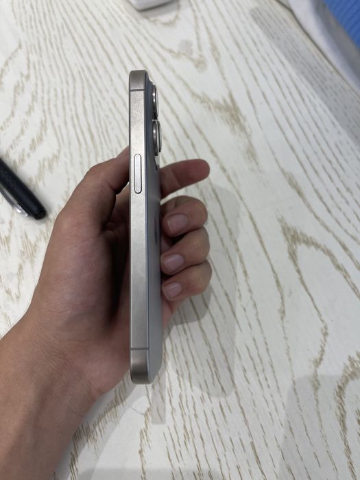 Iphone 15 pro 256 g