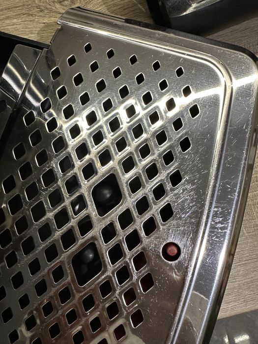 Кафеавтомат Philips LatteGo 2231 с автоматична капучино система