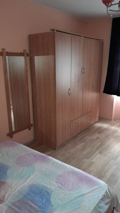 Închiriez apartament cu o cameră ultracentral