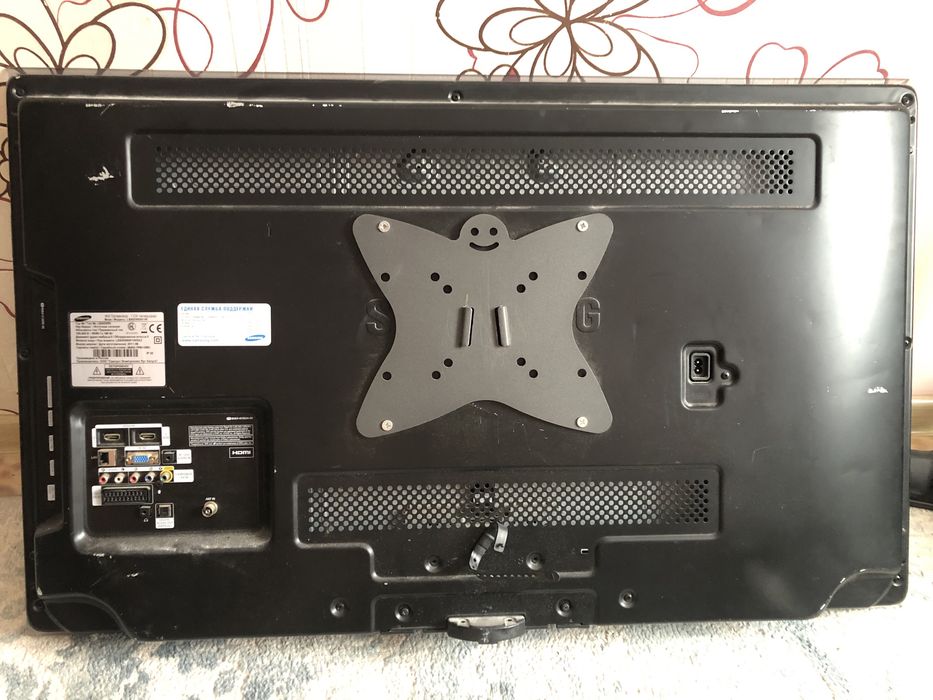 Продам телевизор в отличном состоянии.