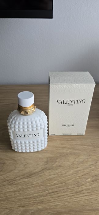 Apa de toaleta pentru barbati Valentino Born in Roma 100ml