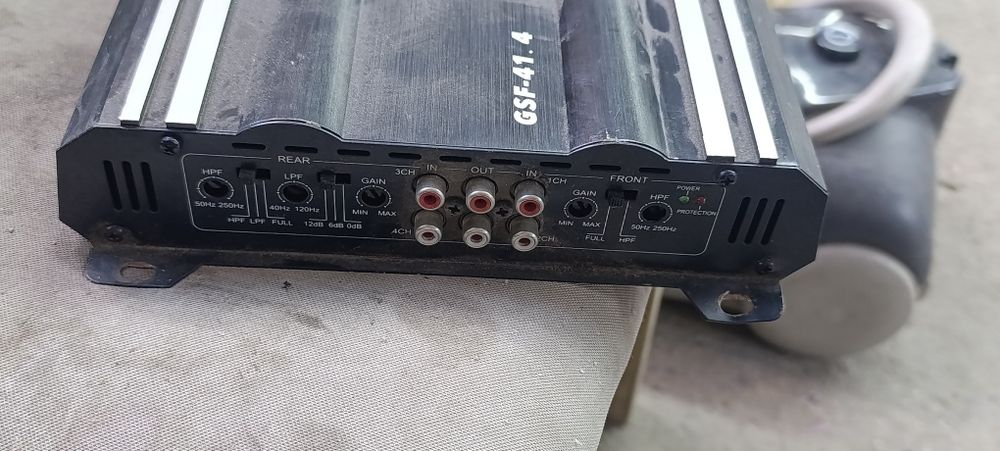 Продам усилитель 4х канальный