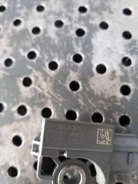 Senzor impact hyundai i10 ba ia 95920b4000