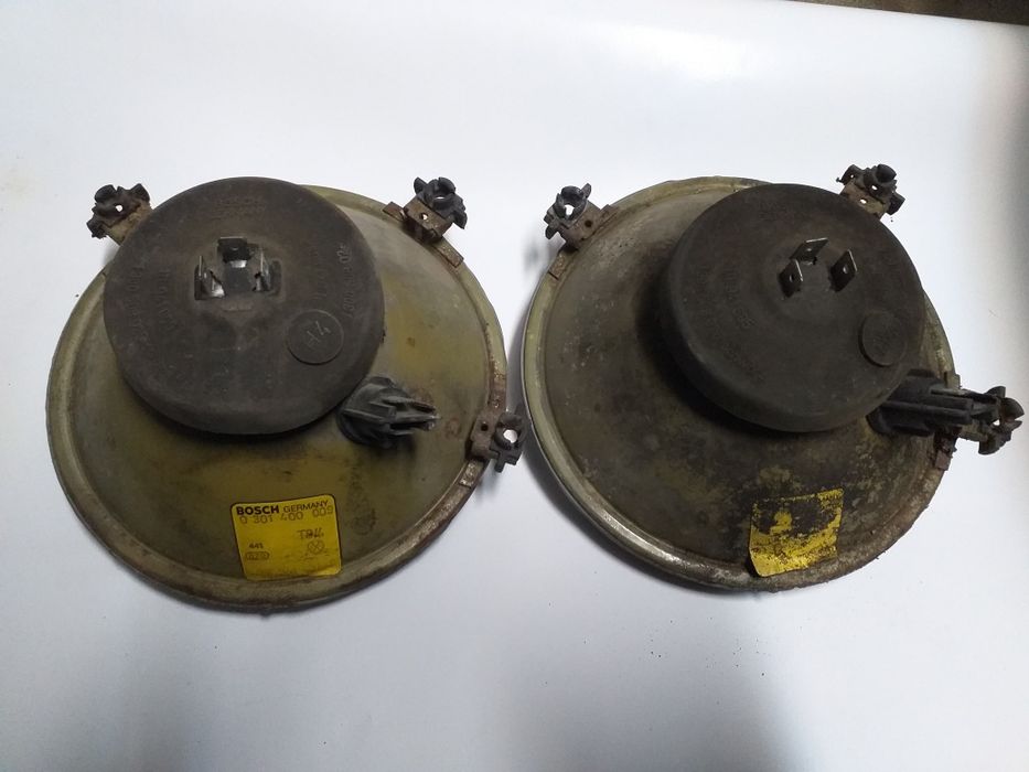 Части за Vw.Фарове,дръжки,капачка,крик за VW