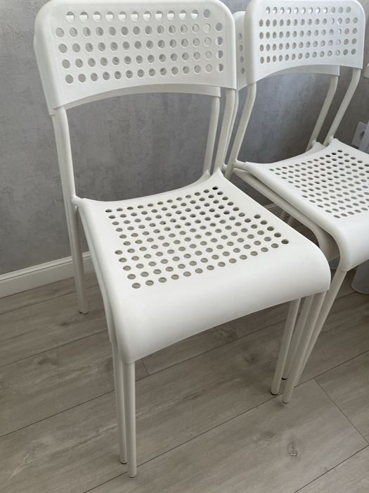 Продаю стулья 4 шт икея ikea