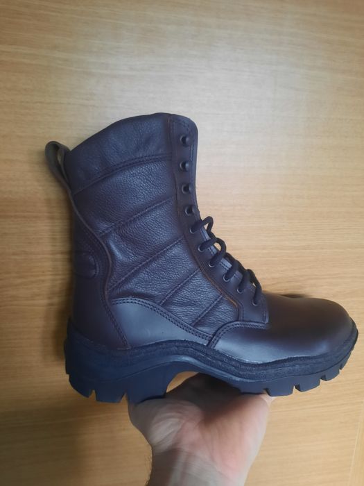 Bocanci de armata mărimea.40 !