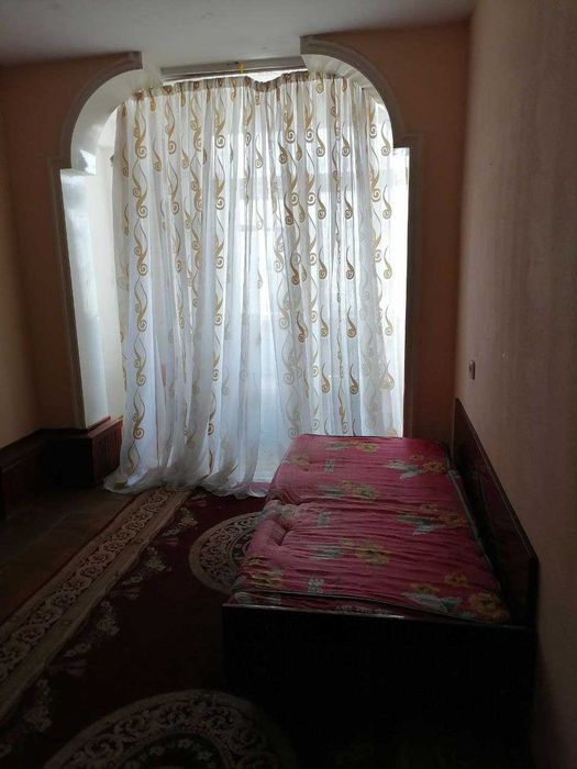 СВОЯ,  3-х квартира в центре города на Дружбе Народов («SOY» ресторан)