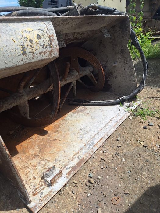 Cupe Malaxor Beton si matura  pentru Miniîncărcător (Bobcat) – 2 Bucăți