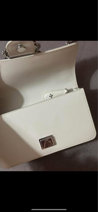 Чанта Pinko, дамска чанта на Pinko