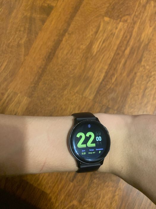 Продаются часы Galaxy watch2