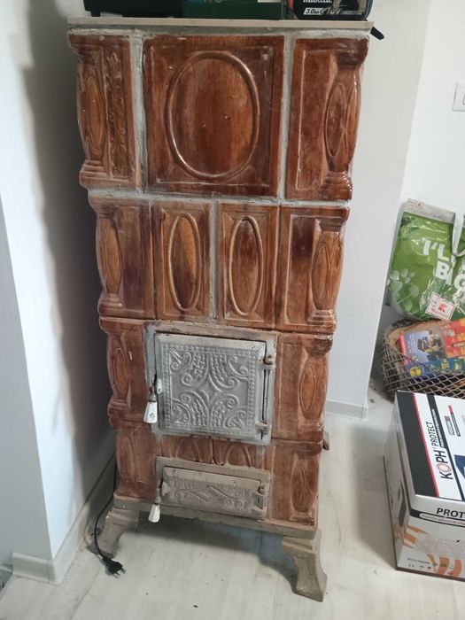 Vând sobă pe lemne funcțională