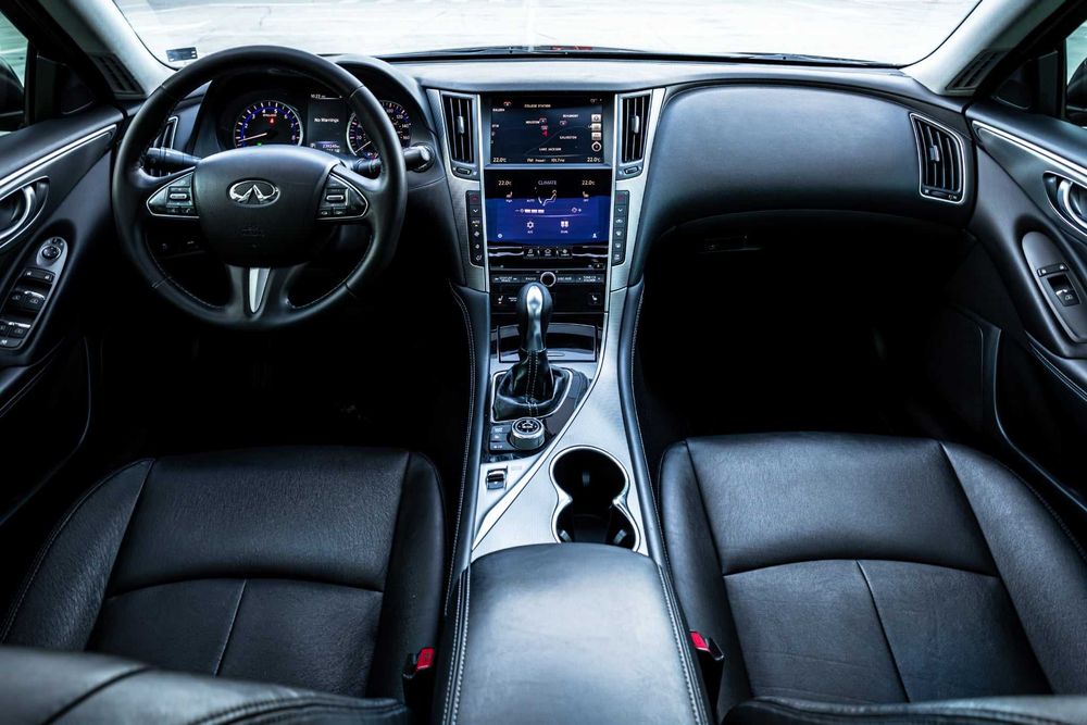 2015 INFINITI Q50 3.7 RWD
