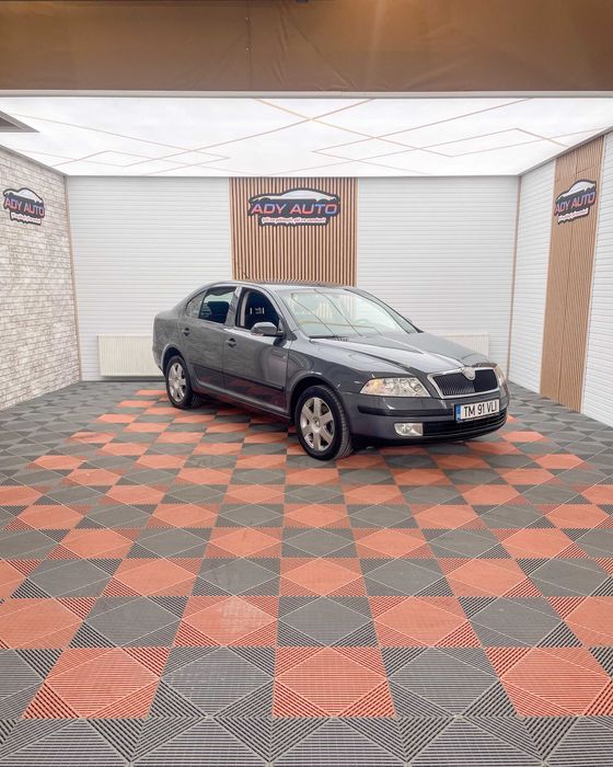 Skoda OCTAVIA 2,0 TDI  135 Cp - Berlina  Garantie 12 luni . Buy-Back . Livrare in toata tara . Fiscal si taxe la zi .