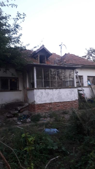 Къща в Село Каменец с 2 дка двор -От Собственик
