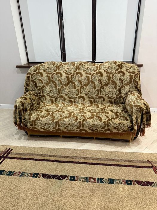 Ковры/раскладной диван