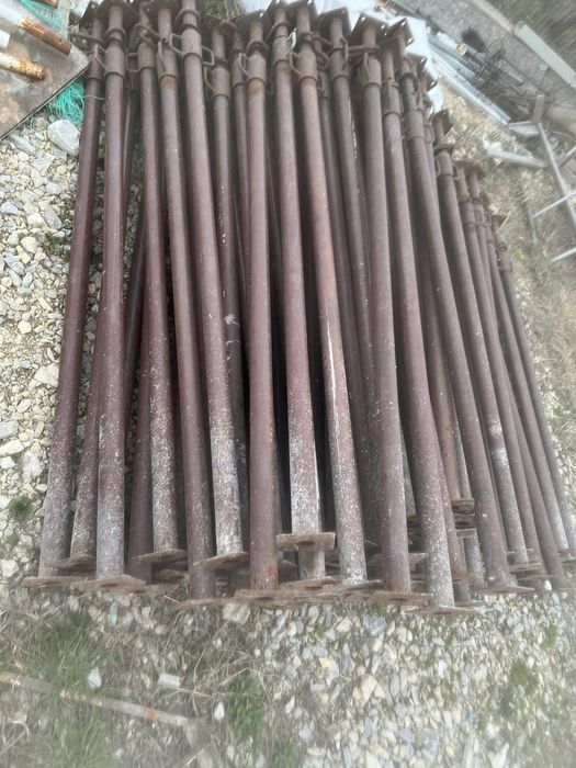 Popi Metalici De Inchiriat Sau Vânzare