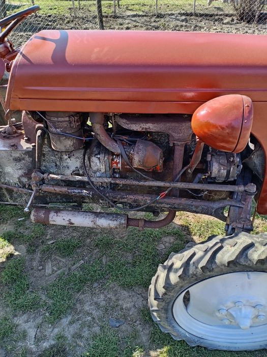 Tractor Mansey Ferguson