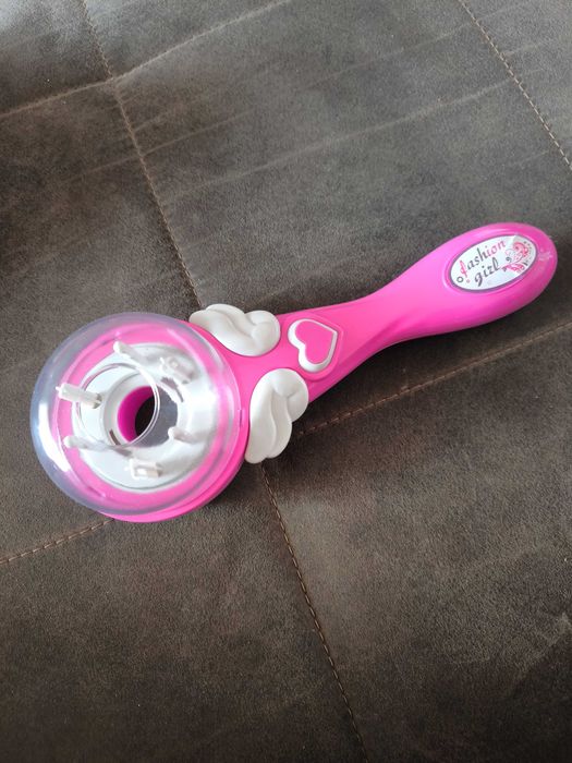 Уред за правене на плитки