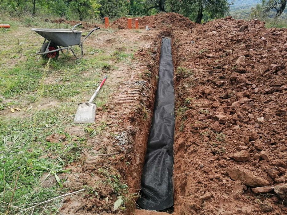 Fose septice tricamerale cu montaj,rezervoare, ministatii de epurare