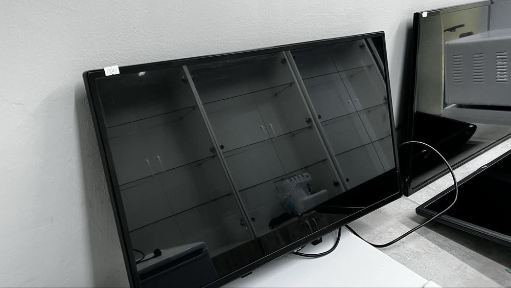Телевизор LG диагональ 18