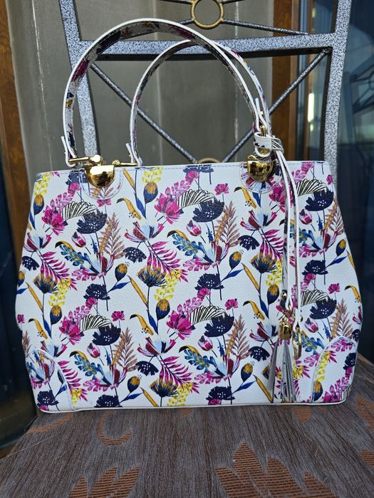 VERA "Deniza" - Луксозна Италианска Чанта от естествен велур