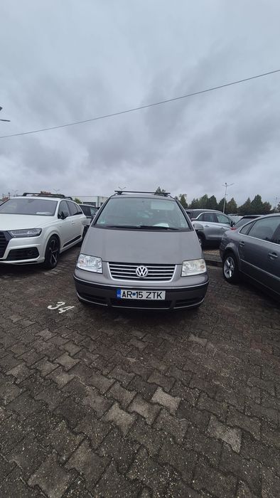 Volkswagen Sharan - 2007 - 2.0 TDI 140Cp E4 - Clima * Scaune Încălzite * Cârlig Omologat 2T