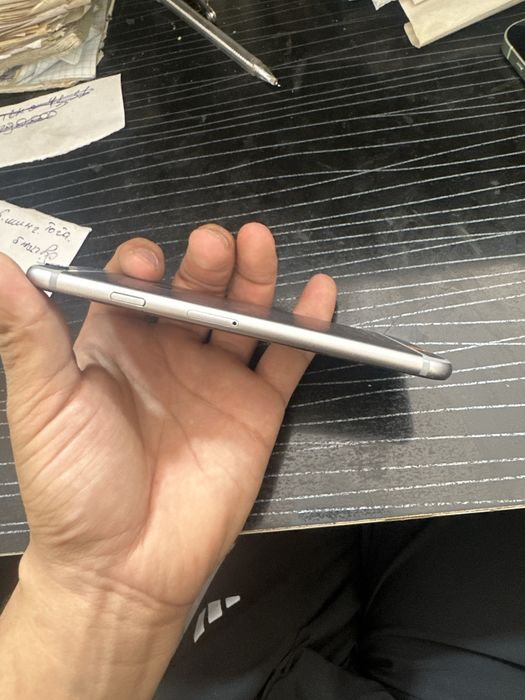 Iphone 6 c 64 talik xitoydan keldi 24-avgustda
