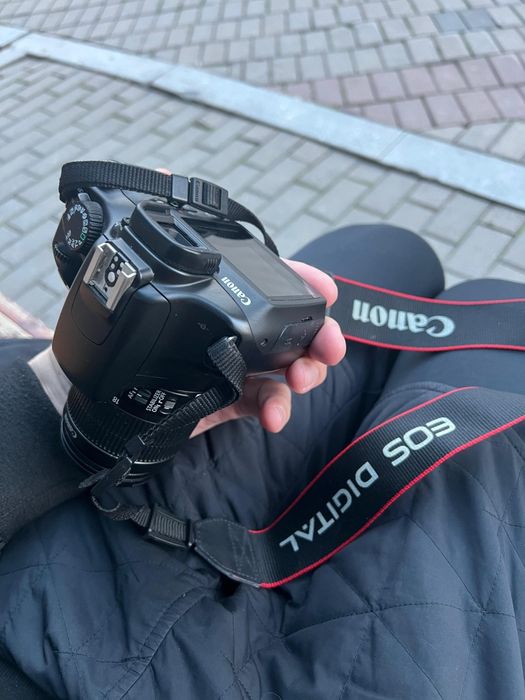 Продаю срочно фотоаппарат