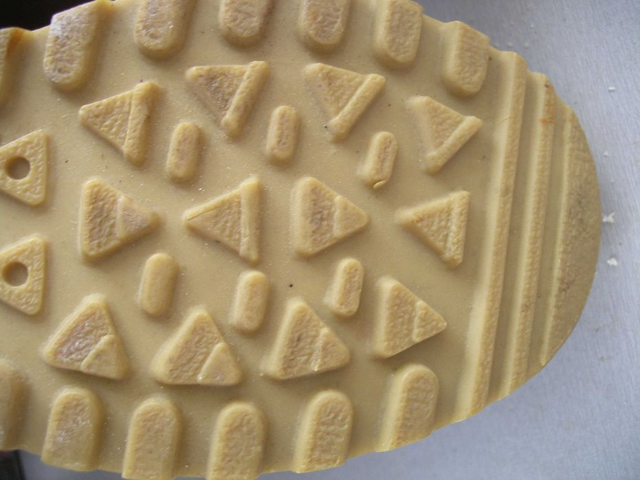 Обувки Дахщайн 38 Които помни энае.