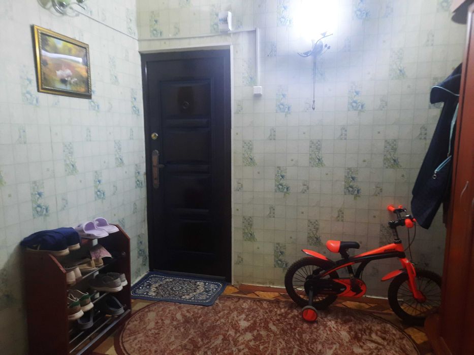 Продается 3 комн квартира