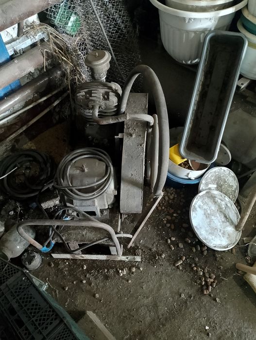 Продам компрессор с рессивером.