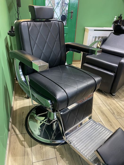 Scaun frizer profesional- stare foarte buna
