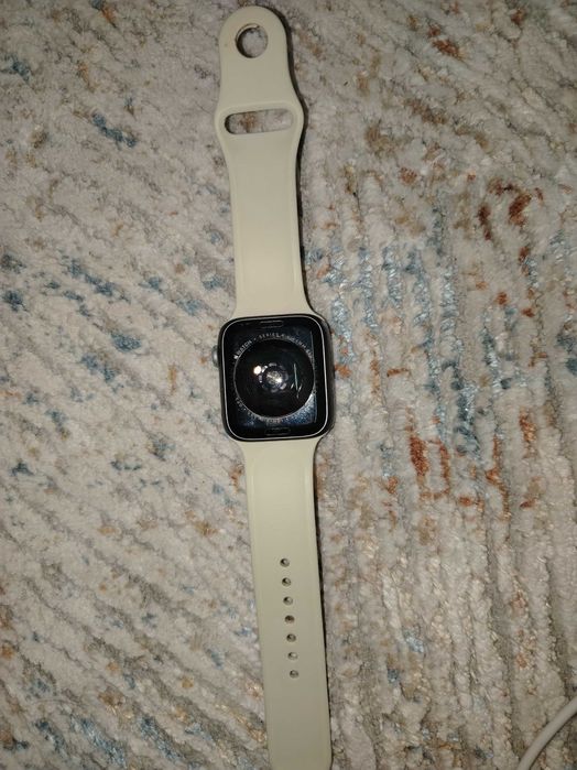 Apple watch 44мм