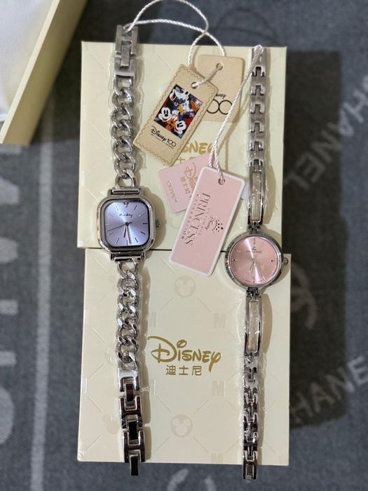 Женские часы Disney