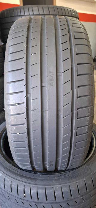 2бр. 235/40/18 Ceat SportDrive 7.3mm гр-р,дот 22г. Предлагаме монтаж--