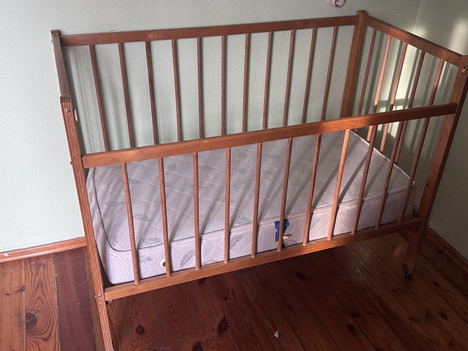 Манеж детский с матрасом