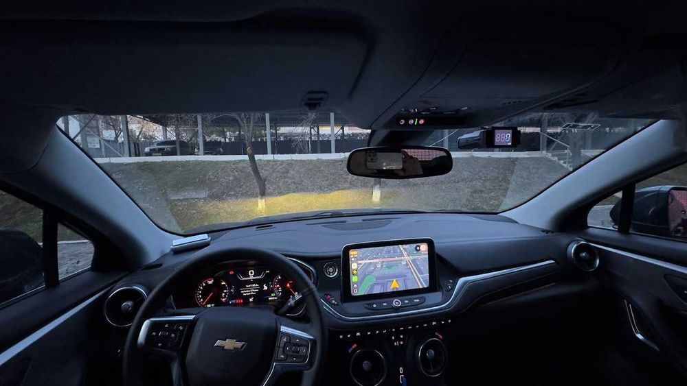 Chevrolet Blazer 650T (2021/2023) в идеальном состоянии