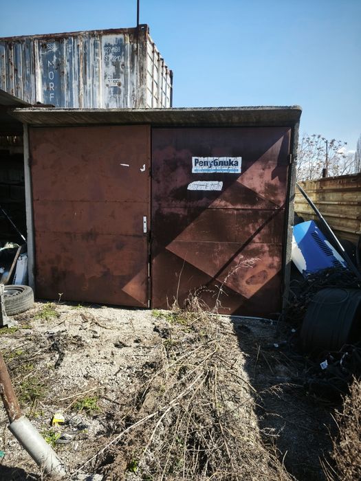 Продава се Гараж / Паркомясто в София, Бенковски - 18 кв.м за 43 €/кв.м - Снимка #1