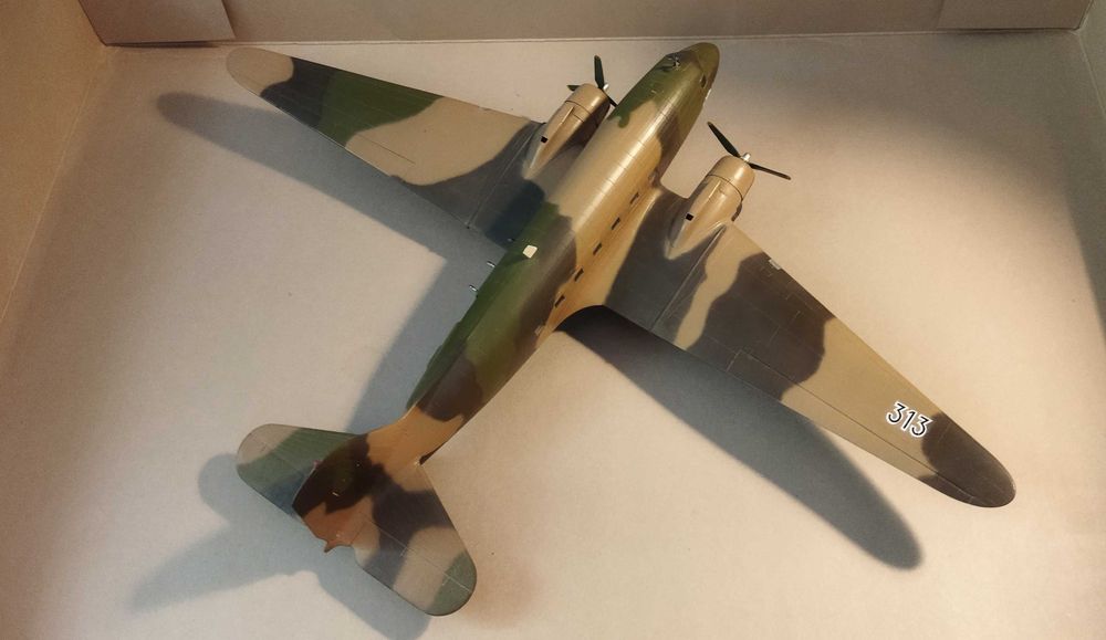 модель самолёта DC-3 Gunship 1/72 italeri