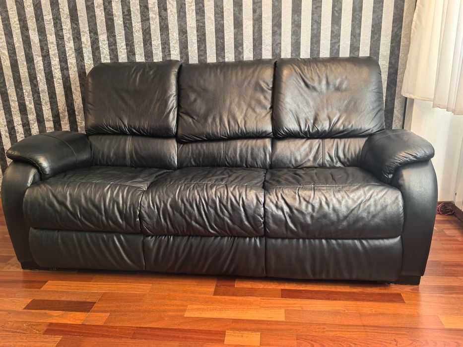 Canapea din piele naturala